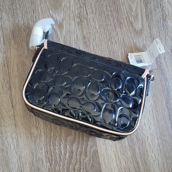 Coach Handbag - Picture 3 of 7